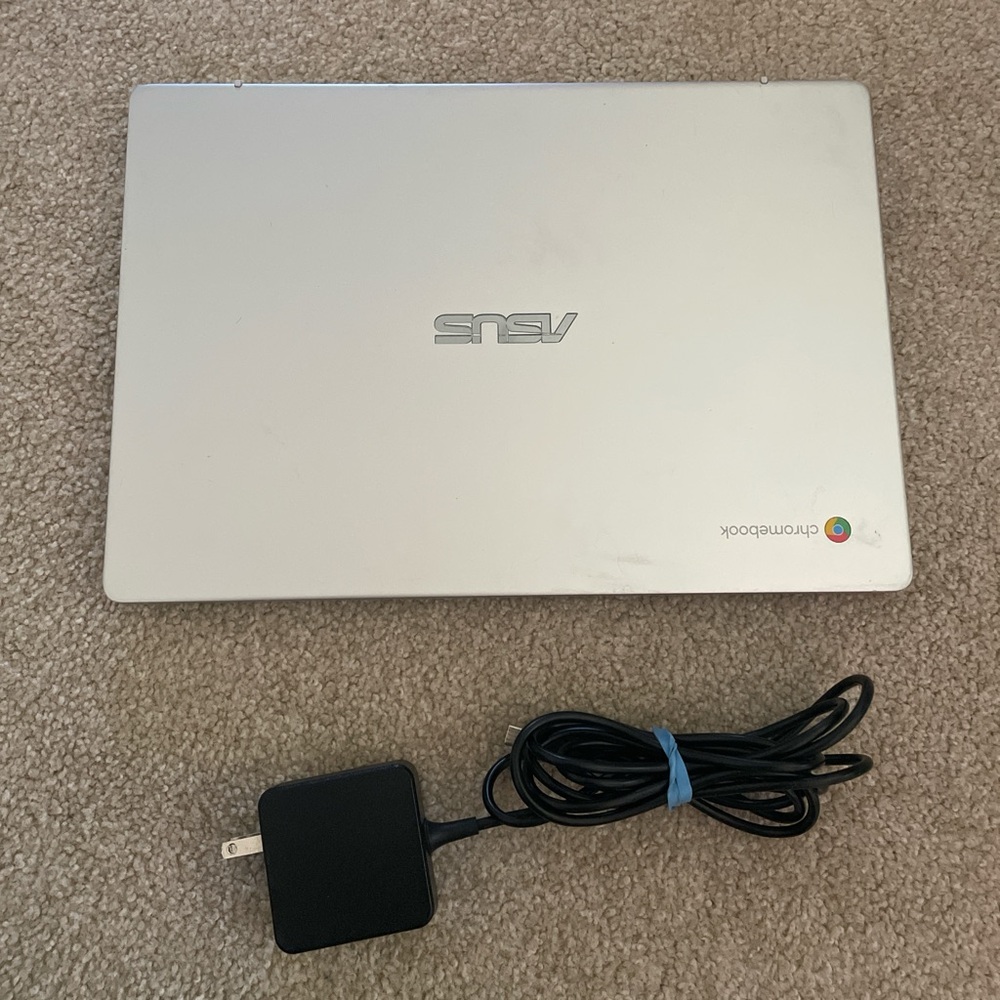 ASUS Silver Laptop Sleek Design Chromebook